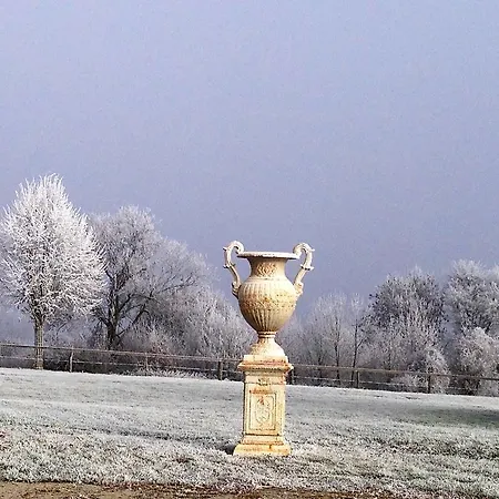 Domaine De La Rue Saint-Léonard-des-Parcs