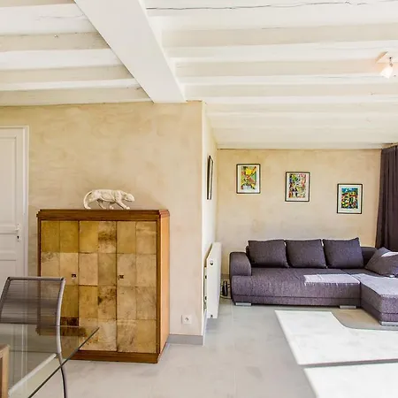 Domaine De La Rue Saint-Léonard-des-Parcs